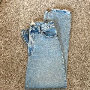 Abercrombie & Fitch Curve Love 90s Straight Ultra High Rise 4 regular